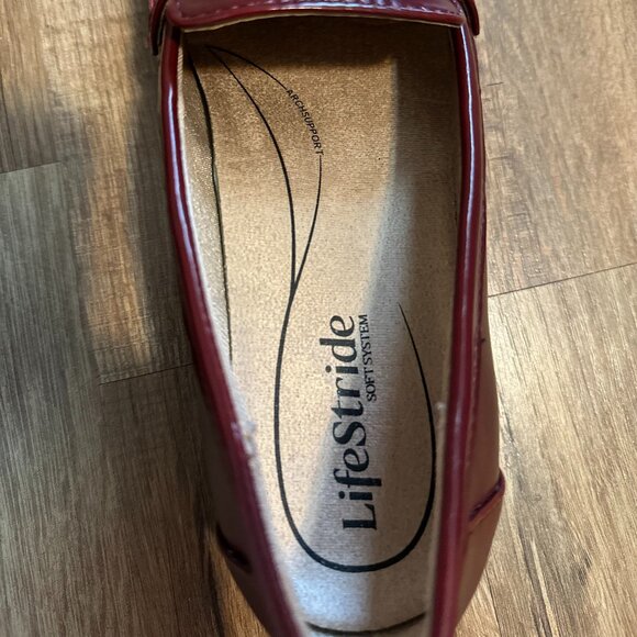 Lifestyle Loafers Soft System Sz 6 Medium Burgundy Women’s Slip On New No Box. - Picture 4 of 5